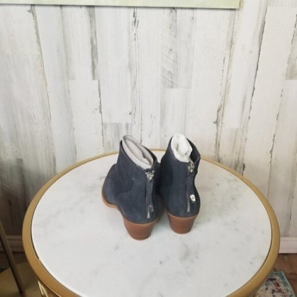 Dolce Vita Sarra Bootie Gray Anthracite Suede - Picture 4 of 5